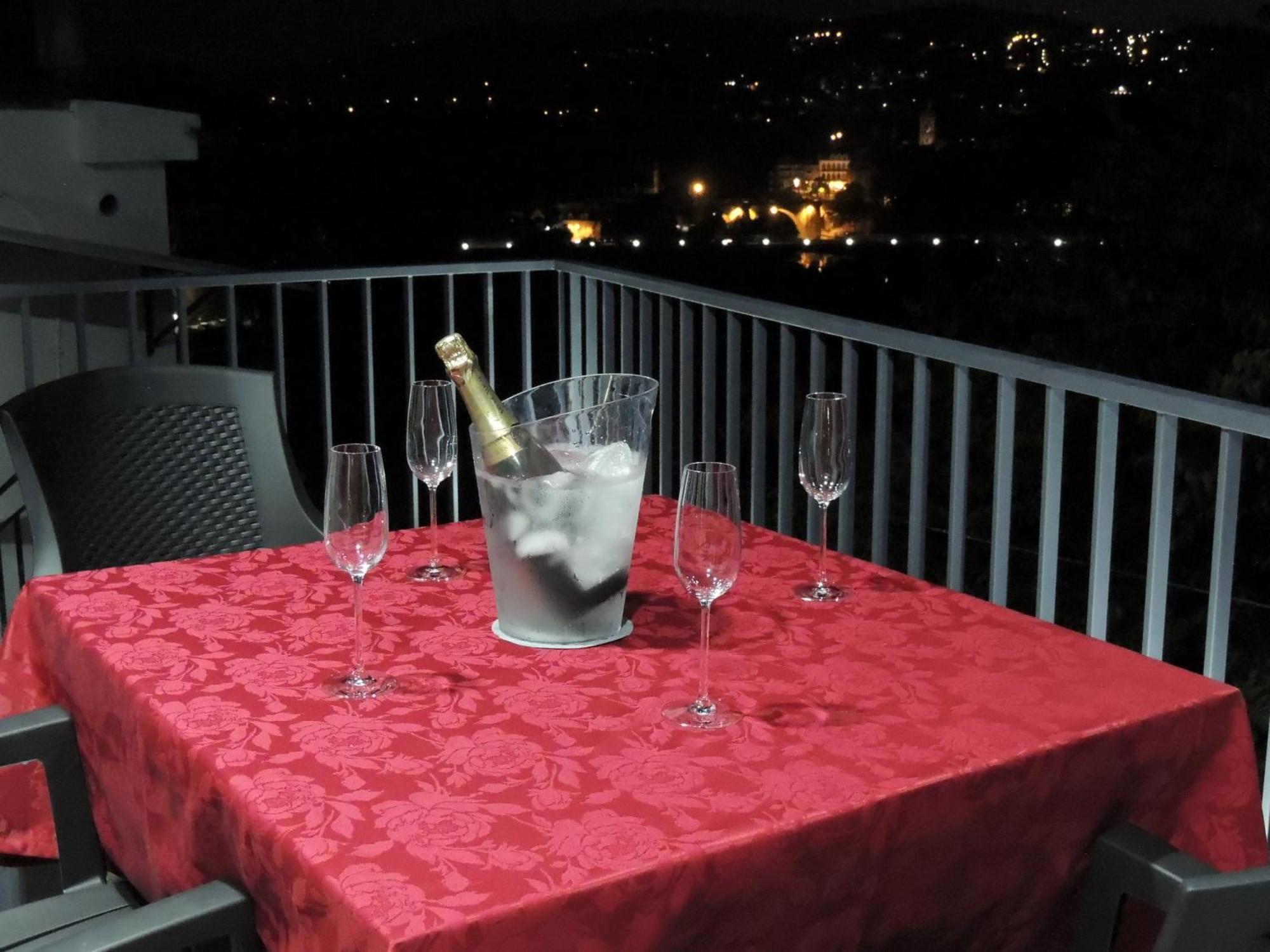 Apartamento Amarante - Vista Sao Goncalo Номер фото